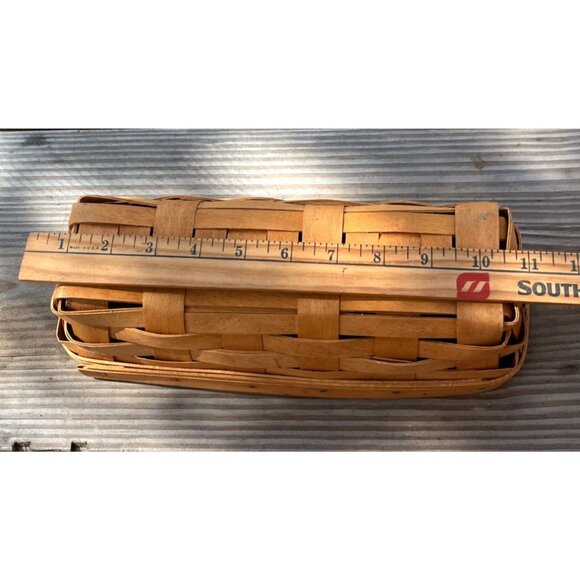 Longaberger 1994 Handwoven Basket Signed Rectangular Design - Picture 8 of 10